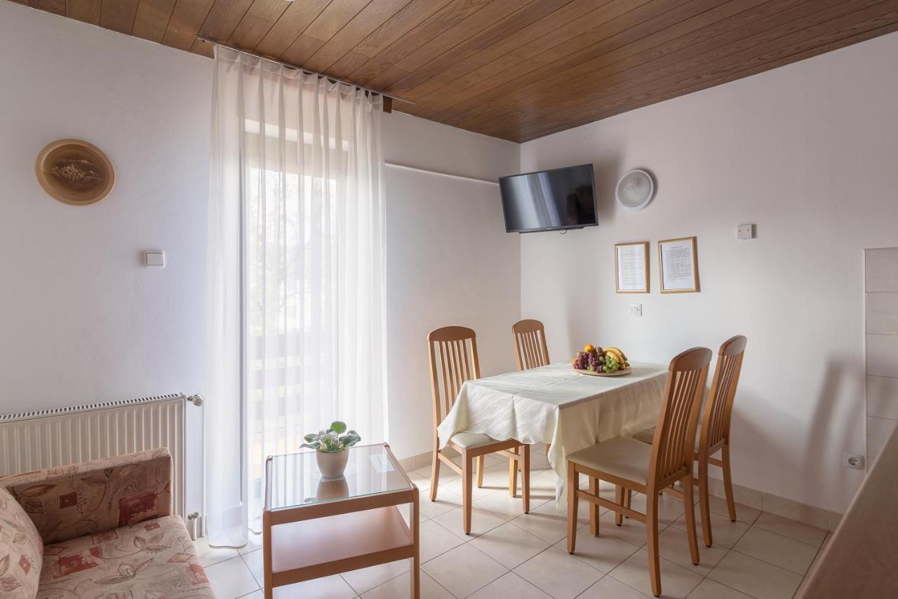 Apartments Fine Stay Bled Bagian luar foto