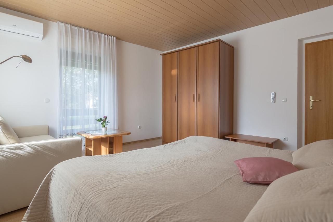 Apartments Fine Stay Bled Bagian luar foto