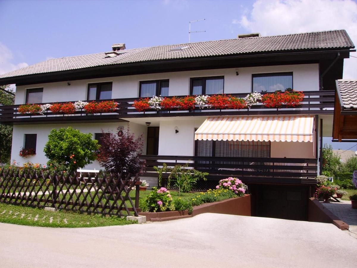 Apartments Fine Stay Bled Bagian luar foto