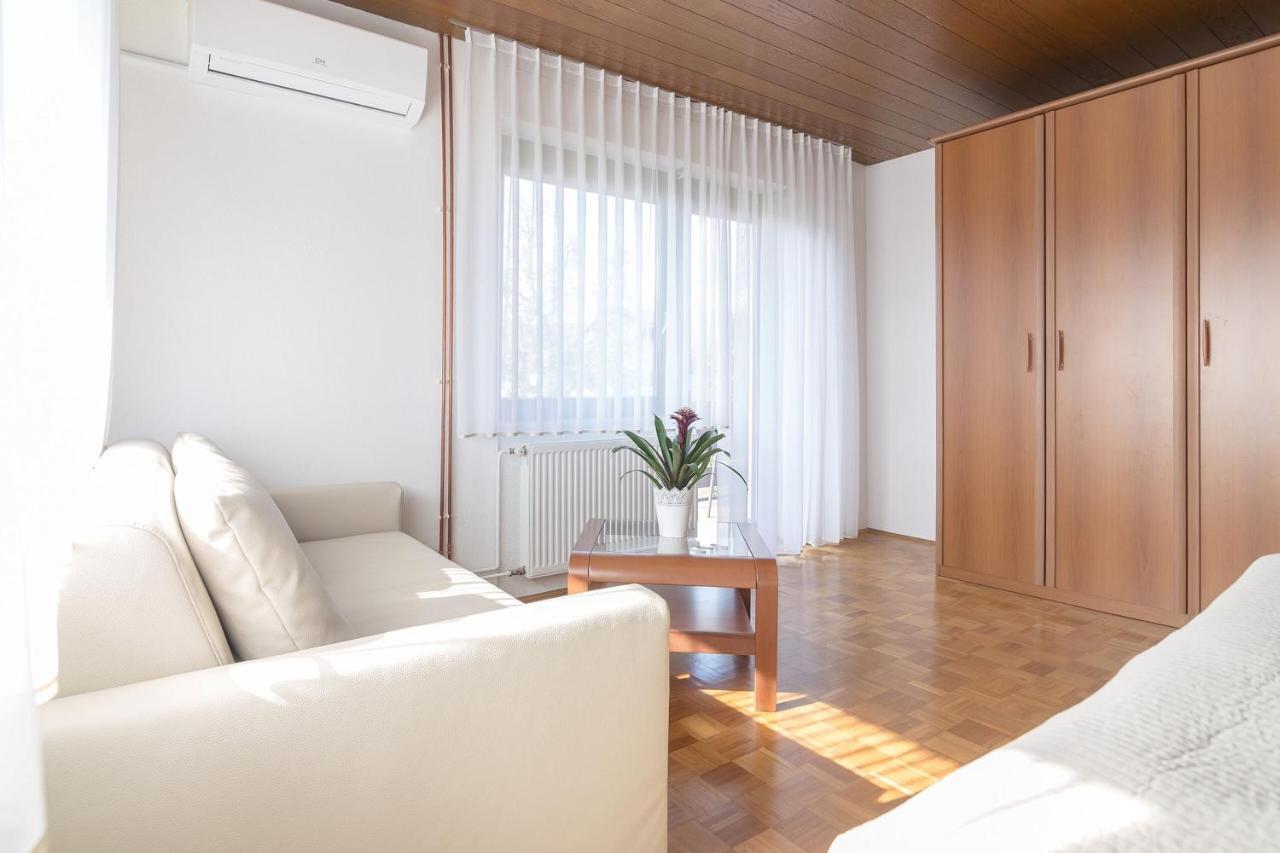 Apartments Fine Stay Bled Bagian luar foto